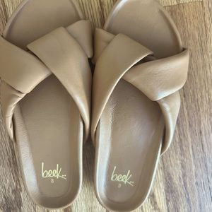 BEEK Rhea Leather Sandal. Tan. Sz 8.